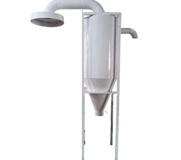 تصویری از سیلو ذخیره مواد در یک کارخانه آسیاب گندم و ادویه جات